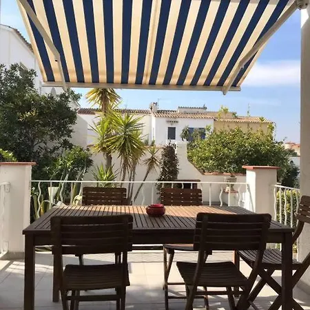 Сasa de vacaciones Petite Maison, Barbecue, Canal, Ampuriabrava