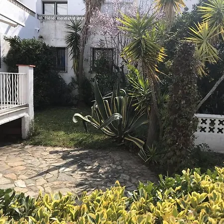 Petite Maison, Barbecue, Canal, Сasa de vacaciones