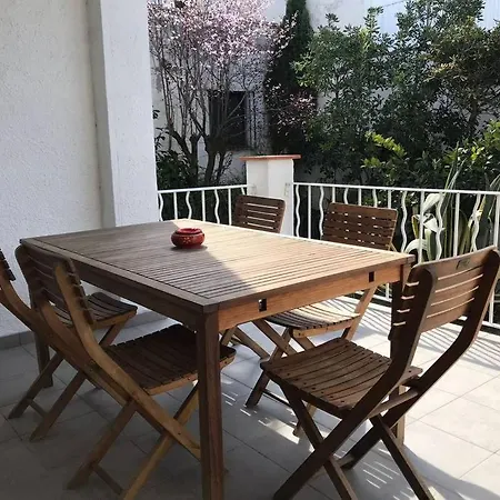 Petite Maison, Barbecue, Canal, Ferienhaus